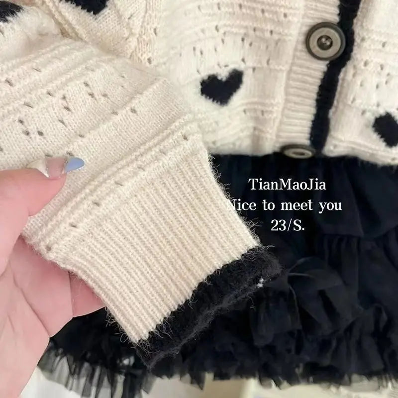 2023 Baby Girl Fashion Love Knitted Sweaters Cardigan