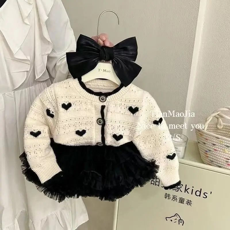 2023 Baby Girl Fashion Love Knitted Sweaters Cardigan