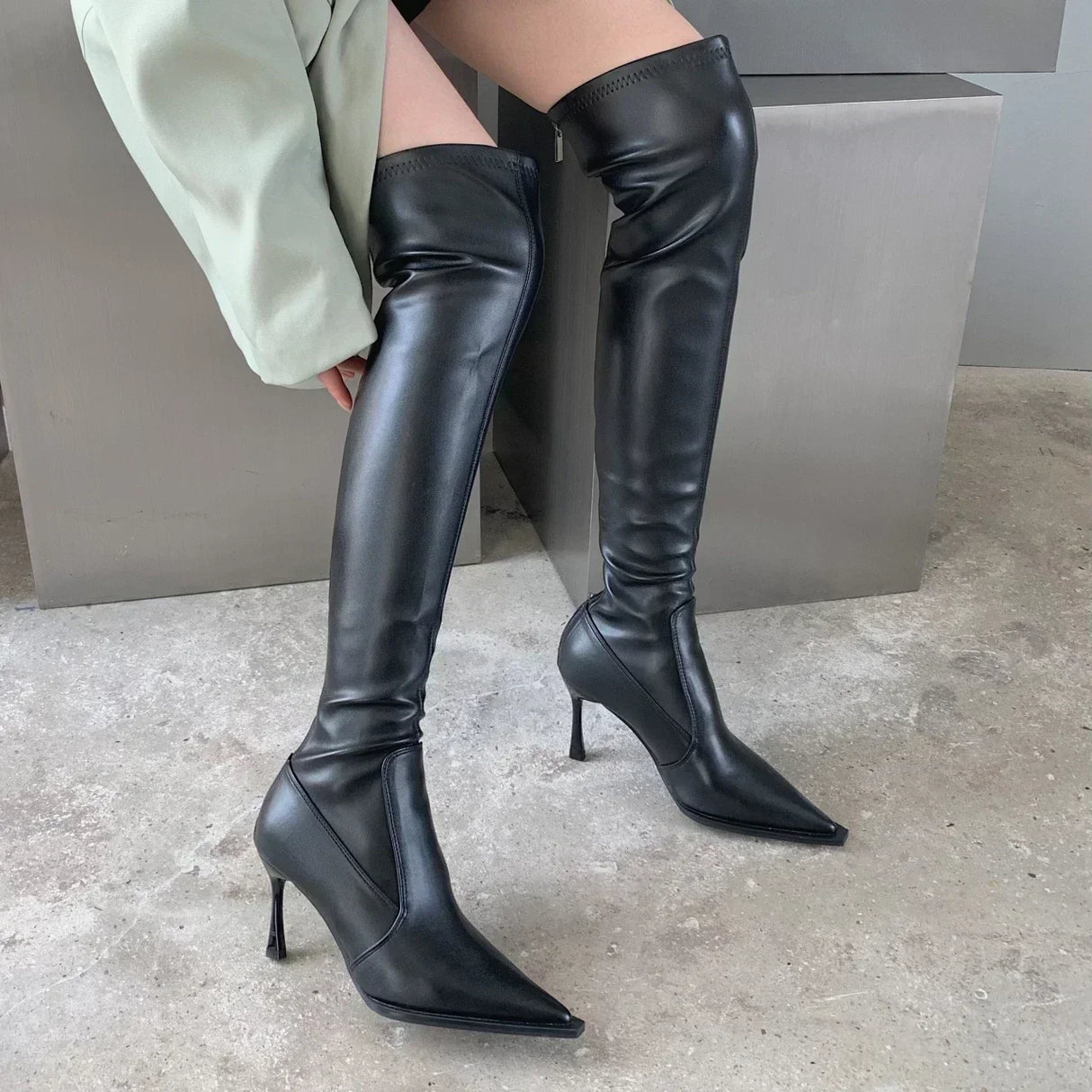 2023 Ladies Over Knee Leather Boots