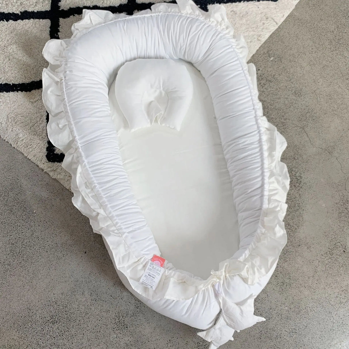 60x95cm Baby Newborn Portable Crib Lounger Cotton Nest