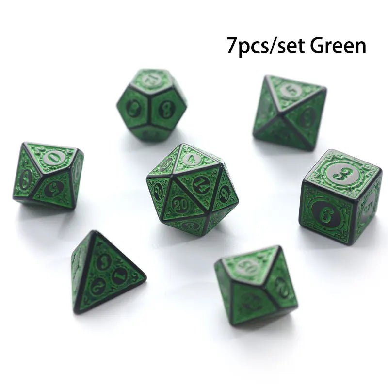 7pcs/set Polyhedral 7-Die Carved Pattern Dice Set D4