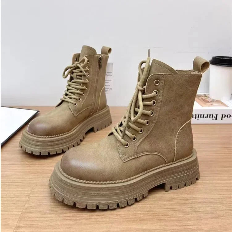 Women's Round Toe Lace-Up Plush Ankle Boots