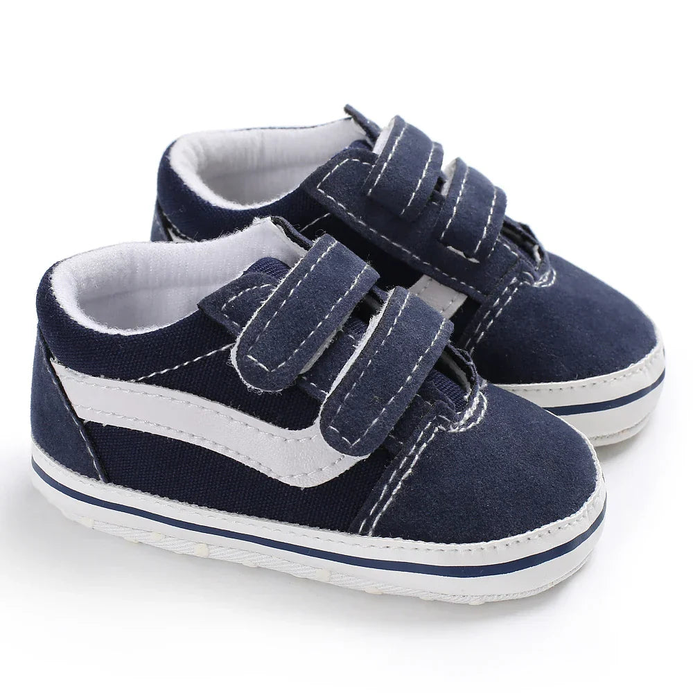 Classic Fashion Boy's And Girls' Flat Walking Shoes