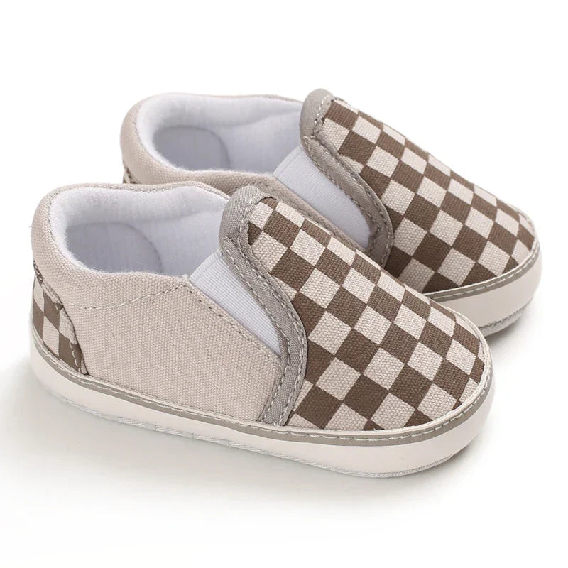 Classic Fashion Boy's And Girls' Flat Walking Shoes