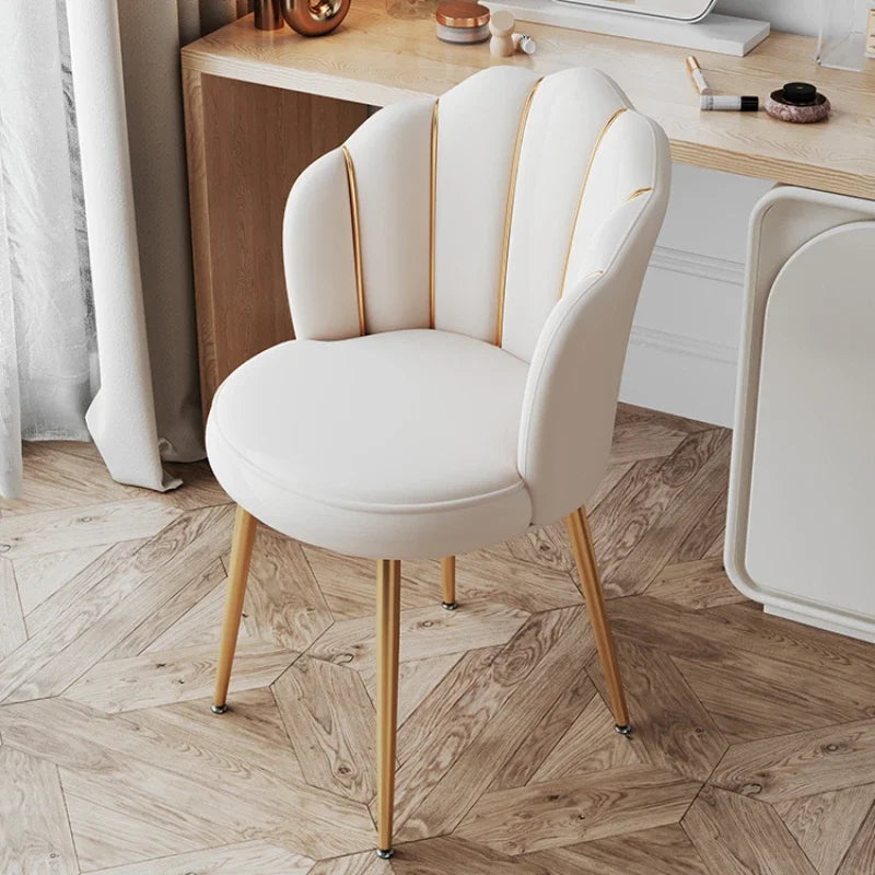 Creative Shell Flower Makeup Stool: Compact Backrest Ergonomic
