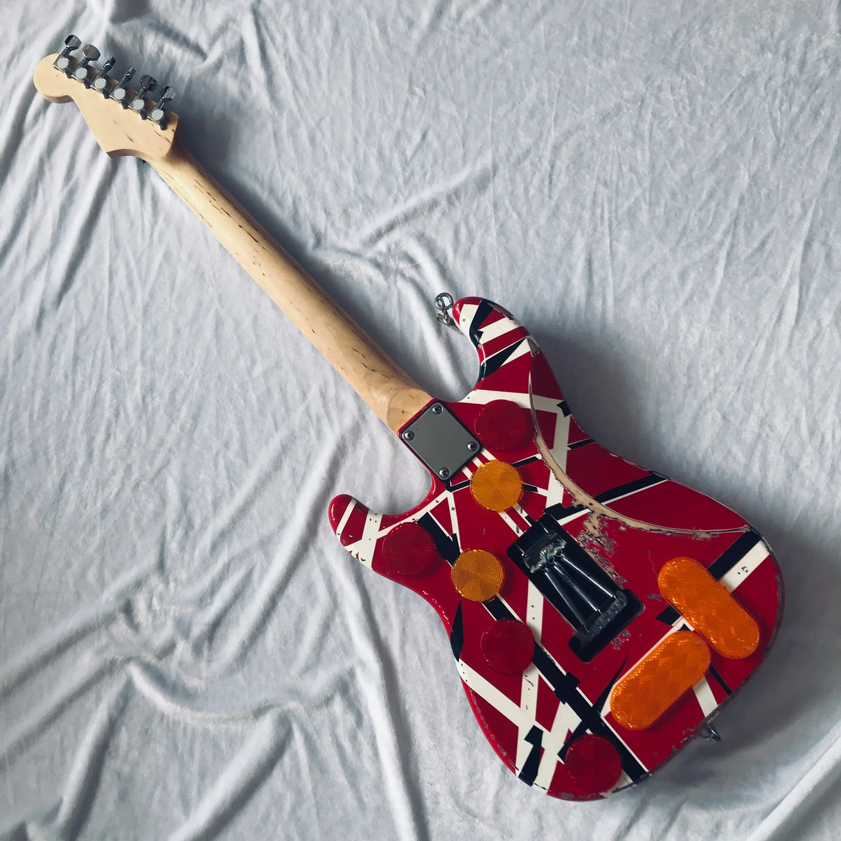 Eddie Van Halen “Fran-k” Heavy Relic Electric Guitar/Red Body/Decorated With Black And White Stripes/Free Shipping