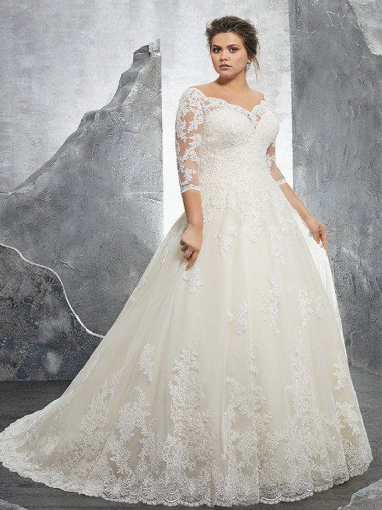 Elegant Lace Applique 2023 Wedding Dress For Women