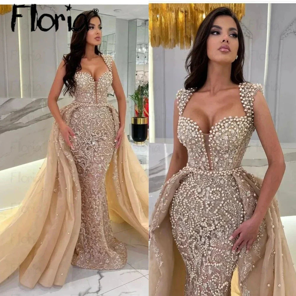 Elegant Light Champagne Queen Anne Party Dress With