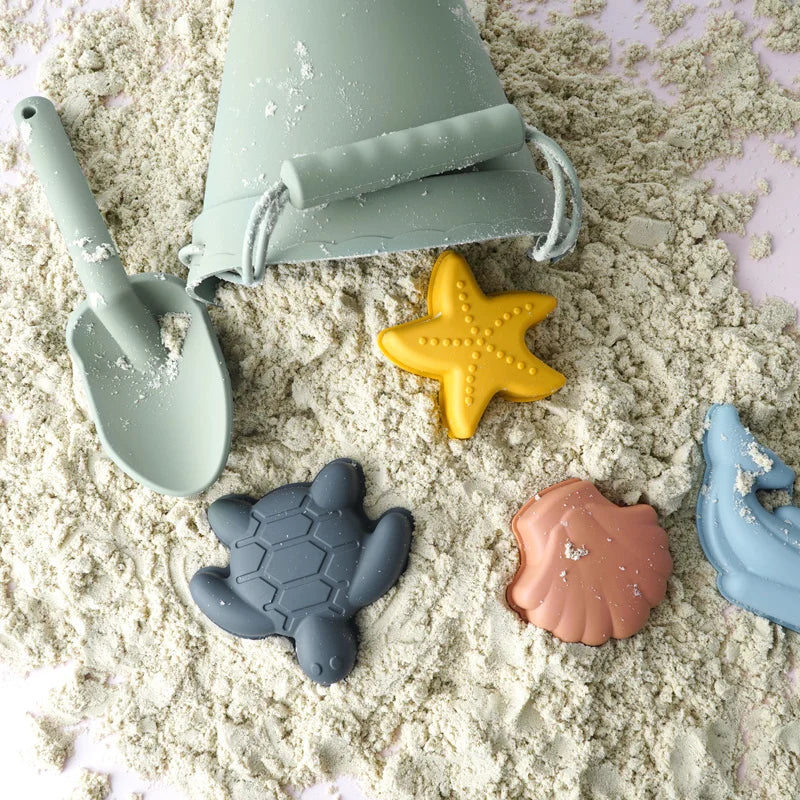 Fashionable Cartoon Children Beach Toys Summer Digging Sand