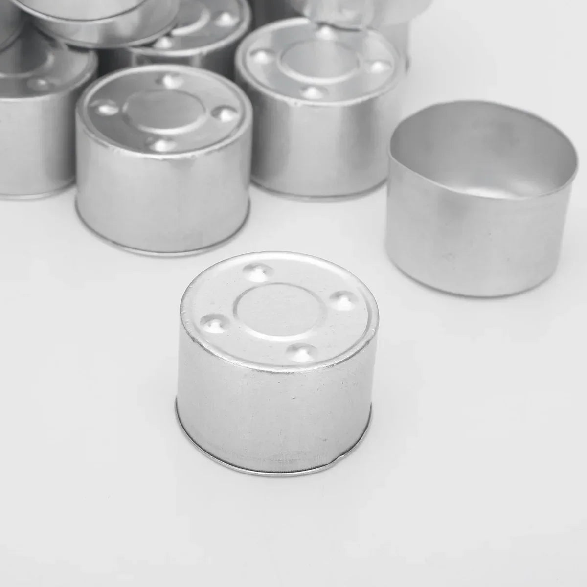 50Pcs Empty Candle Tins Lightweight Premium Aluminum Tea