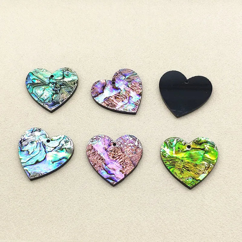 30x30mm 30pcs Acrylic with Shell Heart