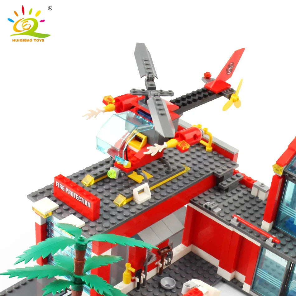 HUIQIBAO 756pcs Fire Station Model Building Blocks Truck