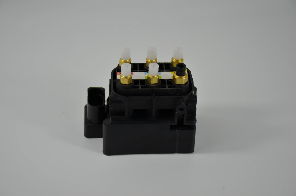 Air Suspension Solenoid Valve Block For MercedesBenz W164