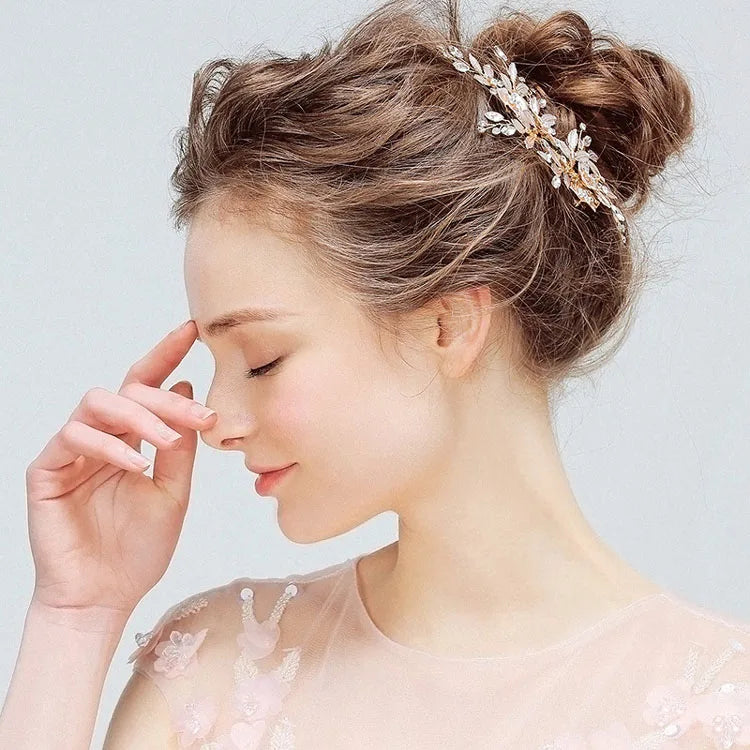 SLBRIDAL Handmade Golden Austrian Crystals Rhinestones Flower Leaf