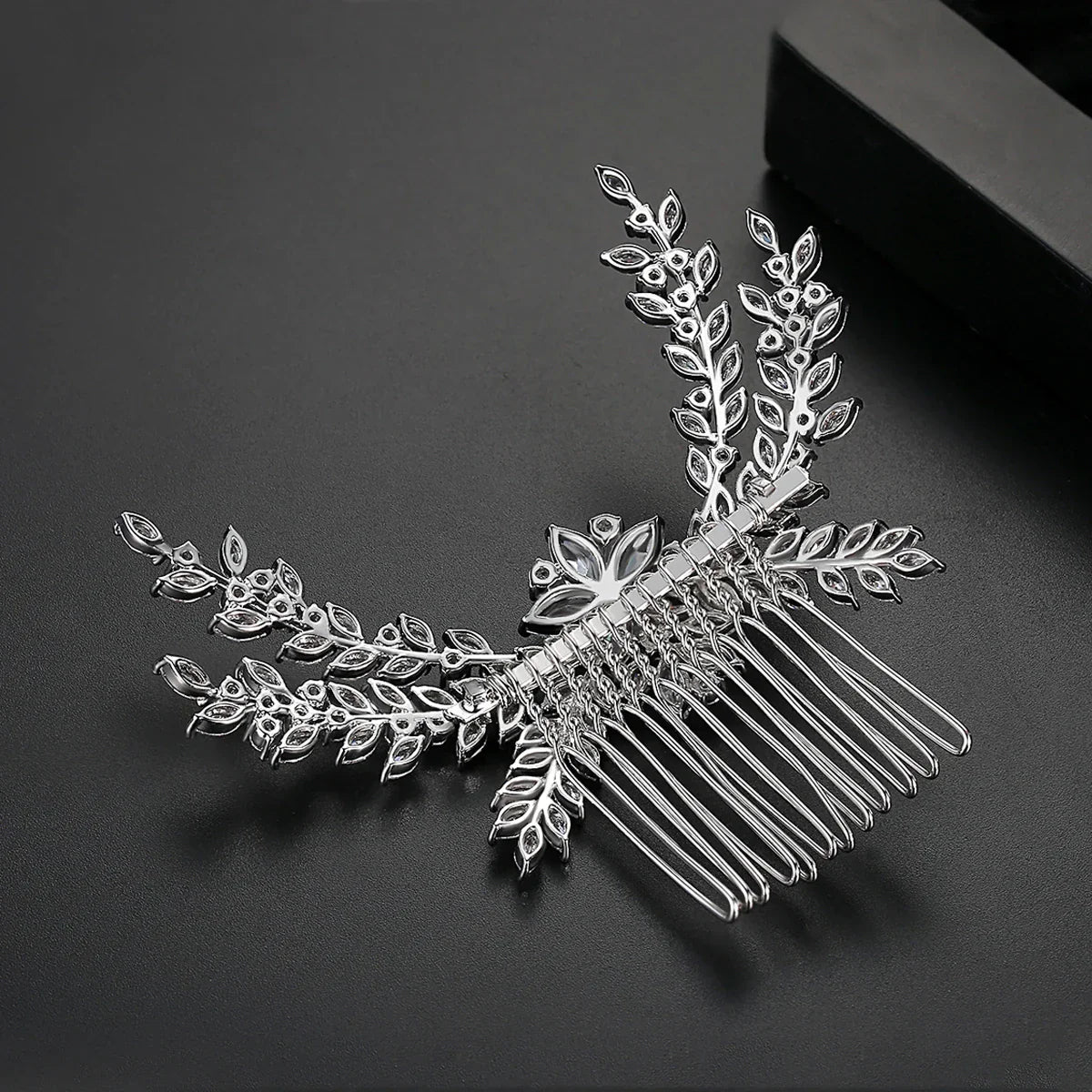 LUOTEEMI Luxury Cubic Zirconia Bridal Hair Comb Big