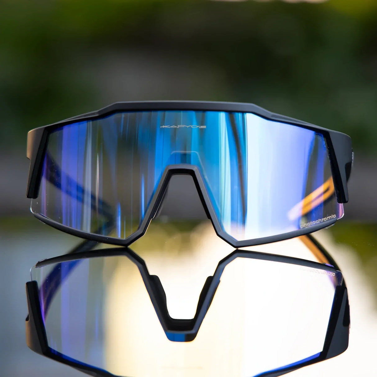 Kapvoe Red Photochromic Hiking Driving Cycling Sunglasses UV400