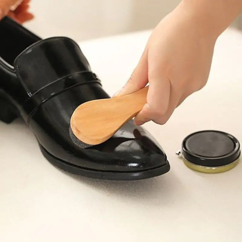 Leather shoes care set of 6 pieces shoehorn