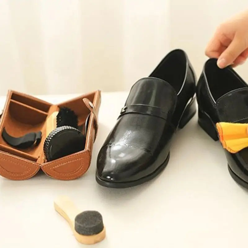 Leather shoes care set of 6 pieces shoehorn