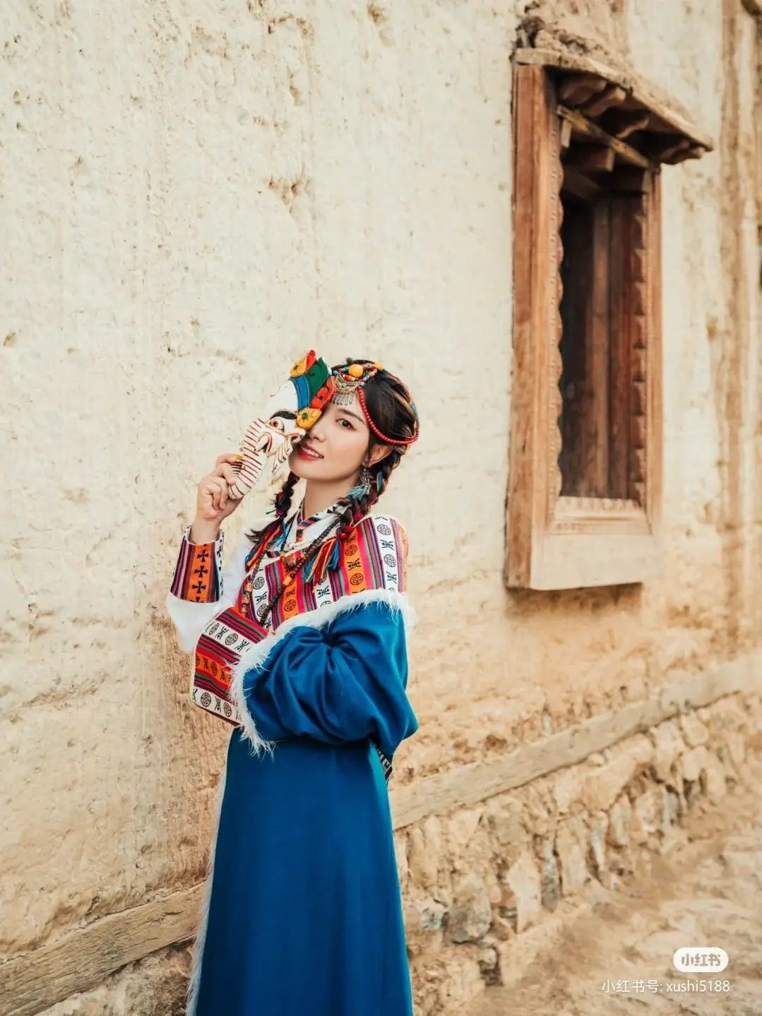 Noble Women's Tibetan Robes Tibetan Tourism Clothing Ethnic