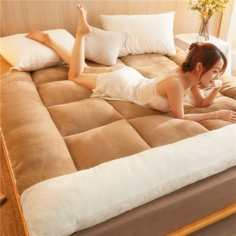 Plush Mattress Topper for Luxurious Sleeping Experience Floor