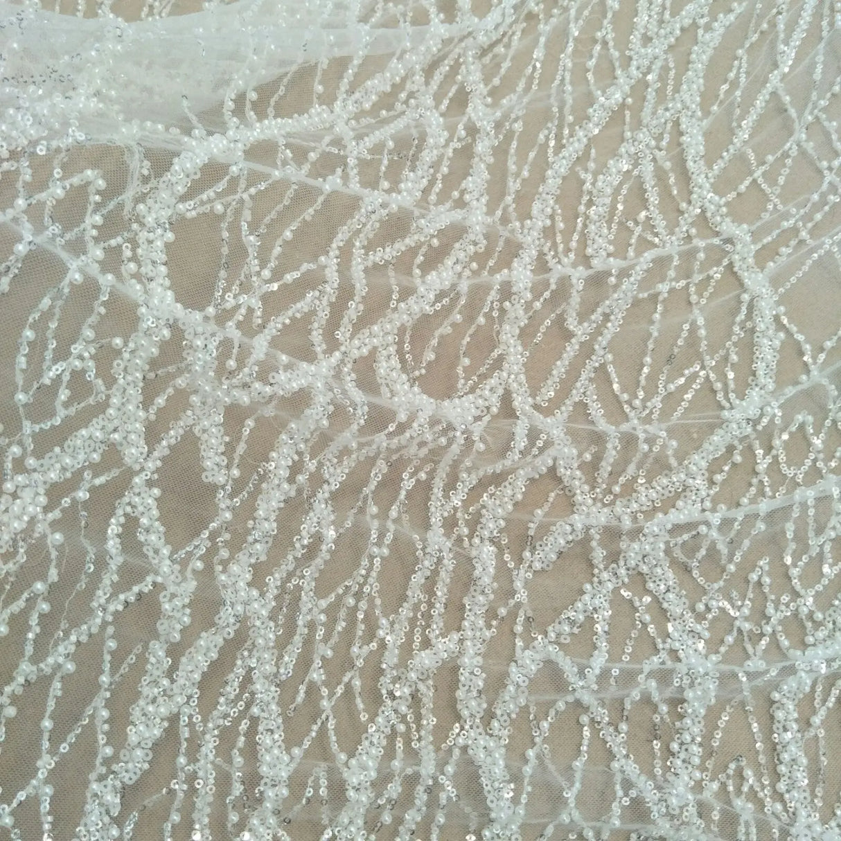 Elegant fashion heavy beading lace fabric with pearls