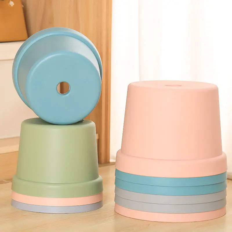 B - CM 04 Bathroom Row Bench Stool