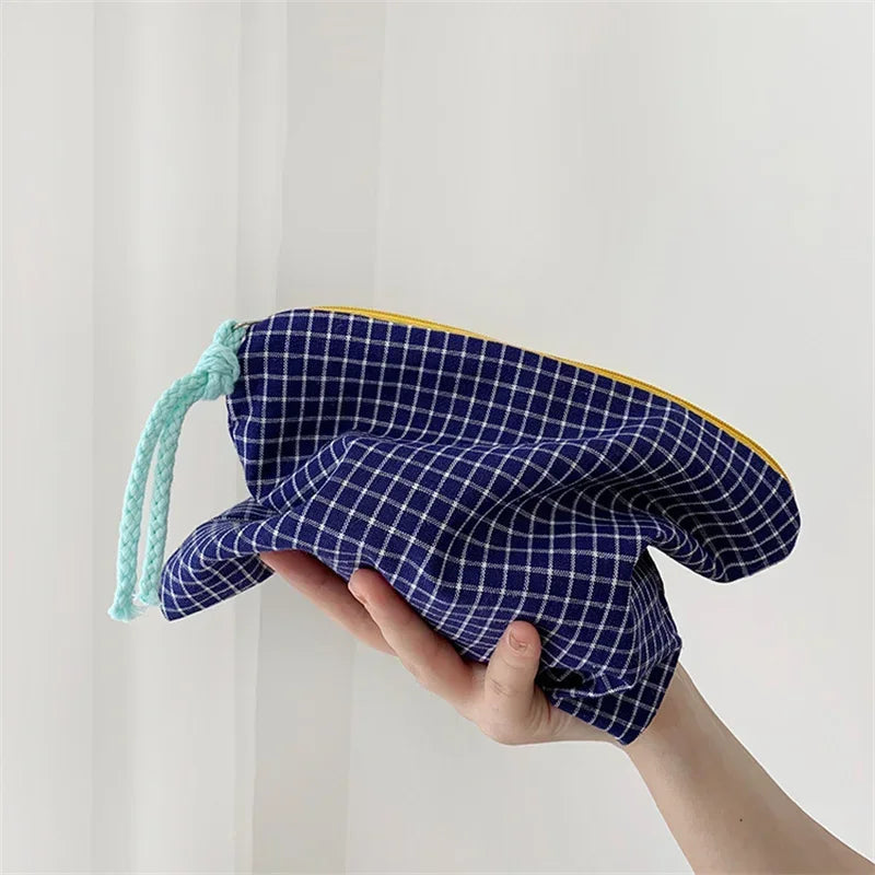 1PCS Puffy Quilted Makeup Bag Large Capacity Travel