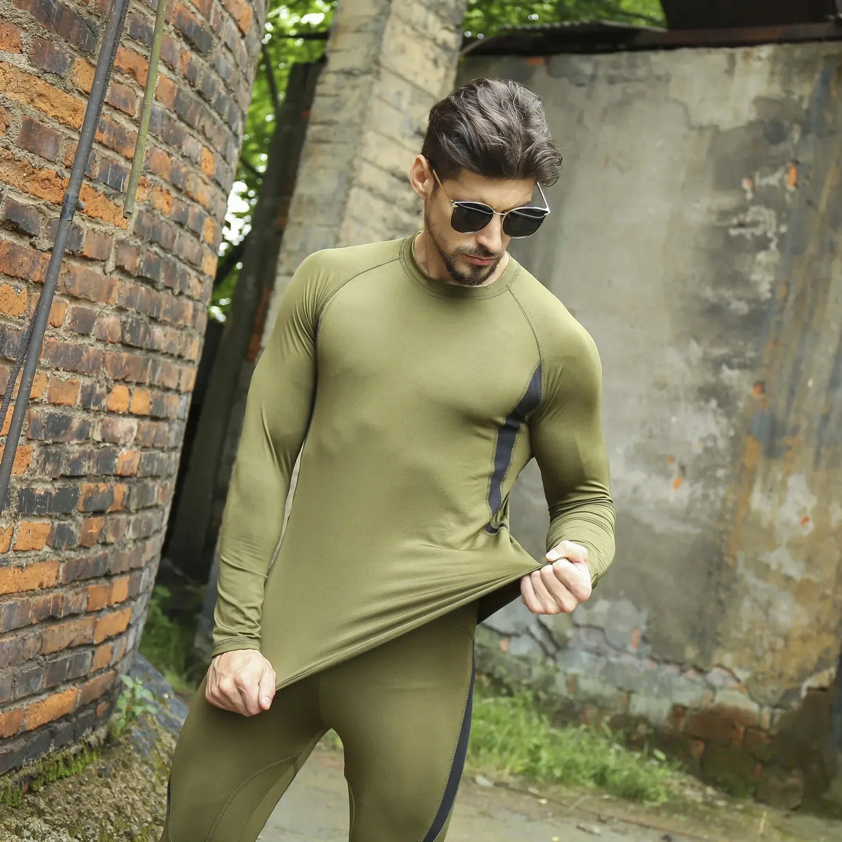 Men Fleece Thermal Underwear Set Quick Drying Sweat-absorbing