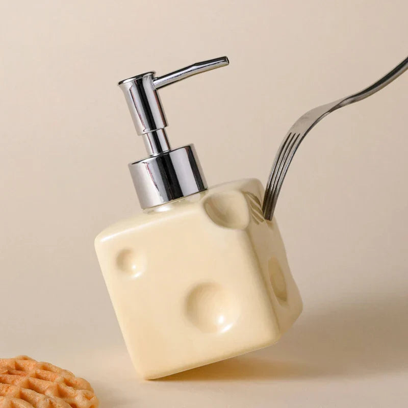 European Creative Cheese Soap Dispenser Ceramic Emulsion Bottle