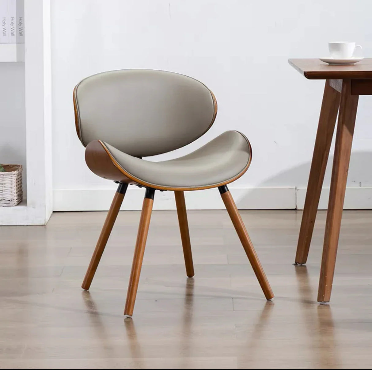 European Minimalist Dining Table and Chair Combination Home