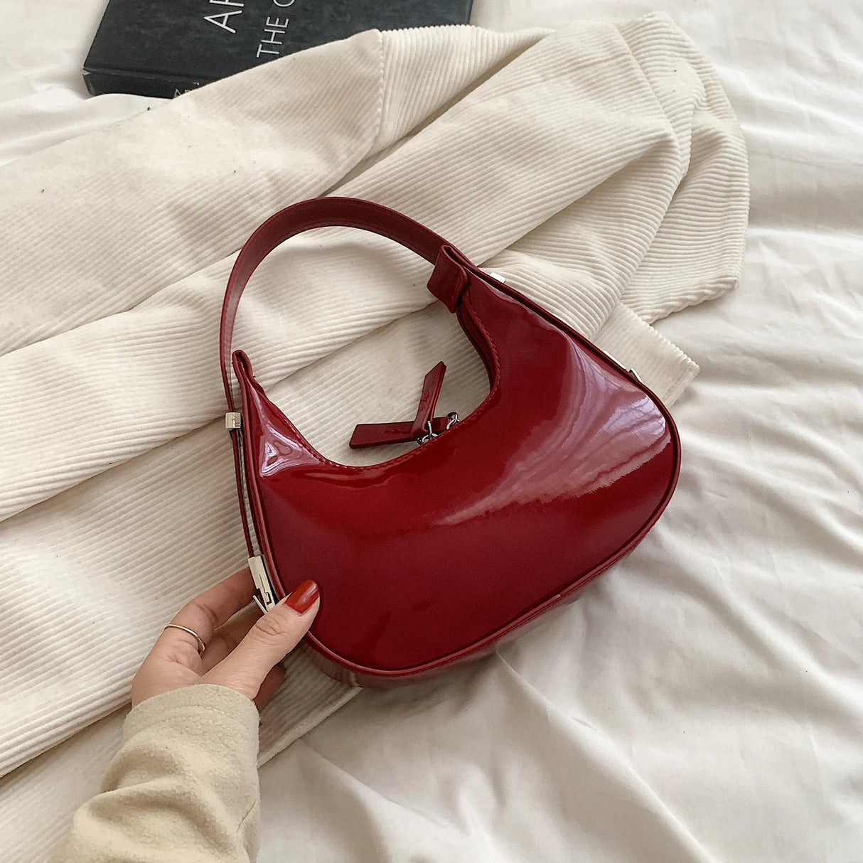 Half Moon Bag Vintage PU Leather Small Handbag Luxury Brands Women Shoulder Bags Retro Red Ladies Armpit Purses Girls Mini Totes