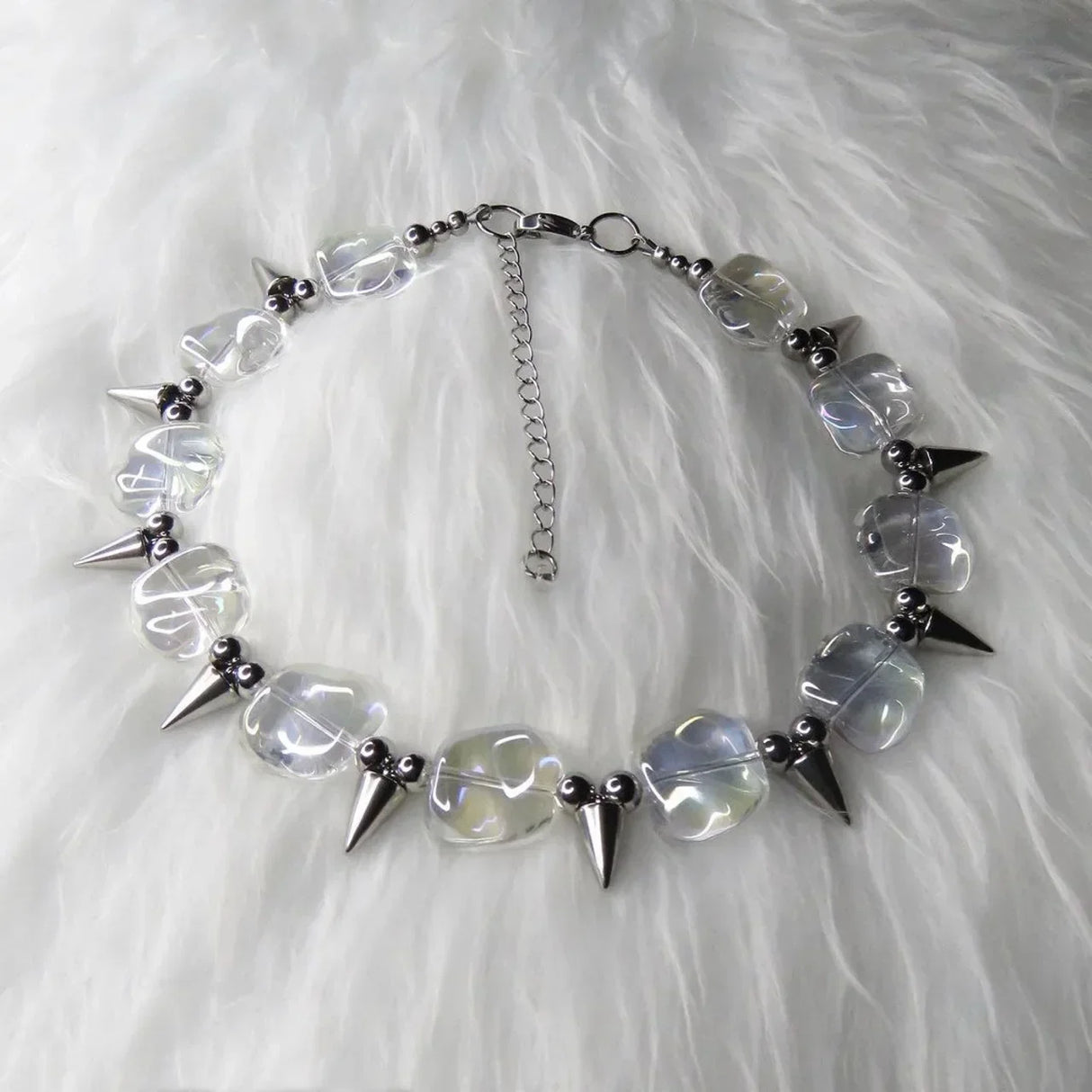 2023 New Rivet Punk Necklace Geometry Spine Thorny