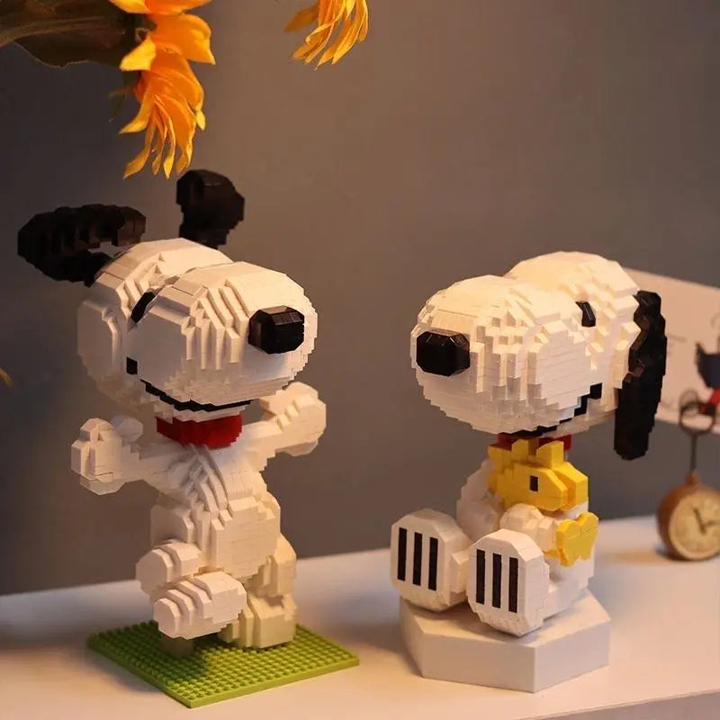 NEW HSANHE Snoopy Anime Action Figures Kawaii Building