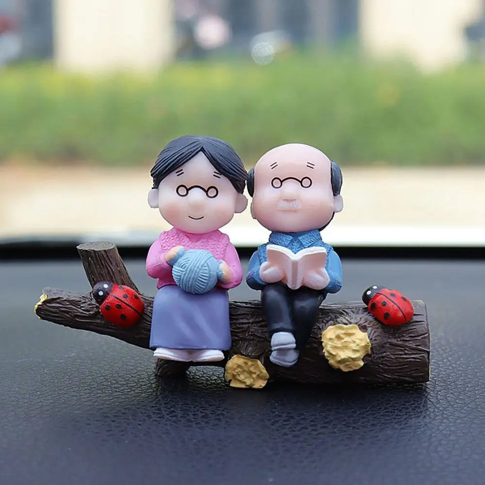 Car Decoration Cartoon Cute Couples Action Figure Figurines