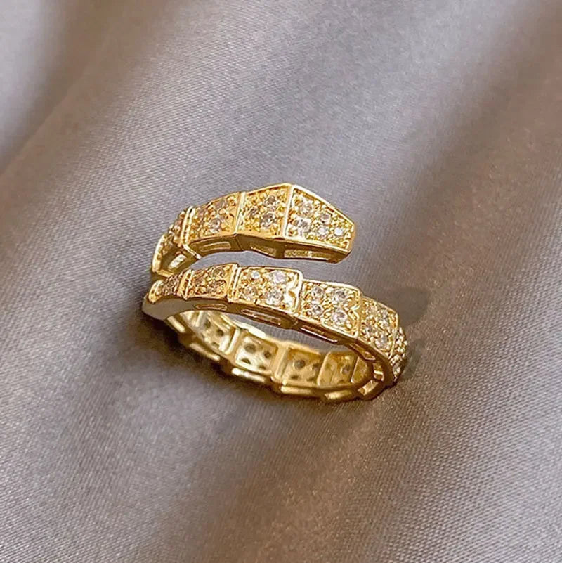 2024 New Design Fashion Silver color Zircon Snake