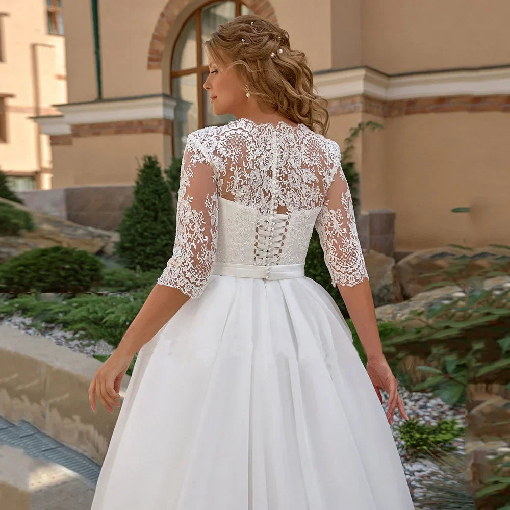 Elegant Plus Size Wedding Dress for Woman Half