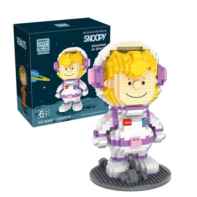 NEW HSANHE Snoopy Anime Action Figures Kawaii Building