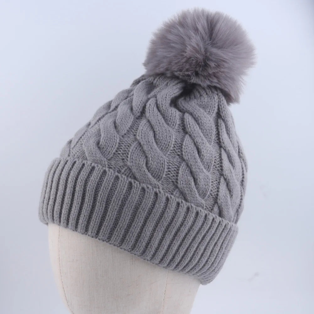 Warm Fleece Lined Hat Women Winter Beanies Cable