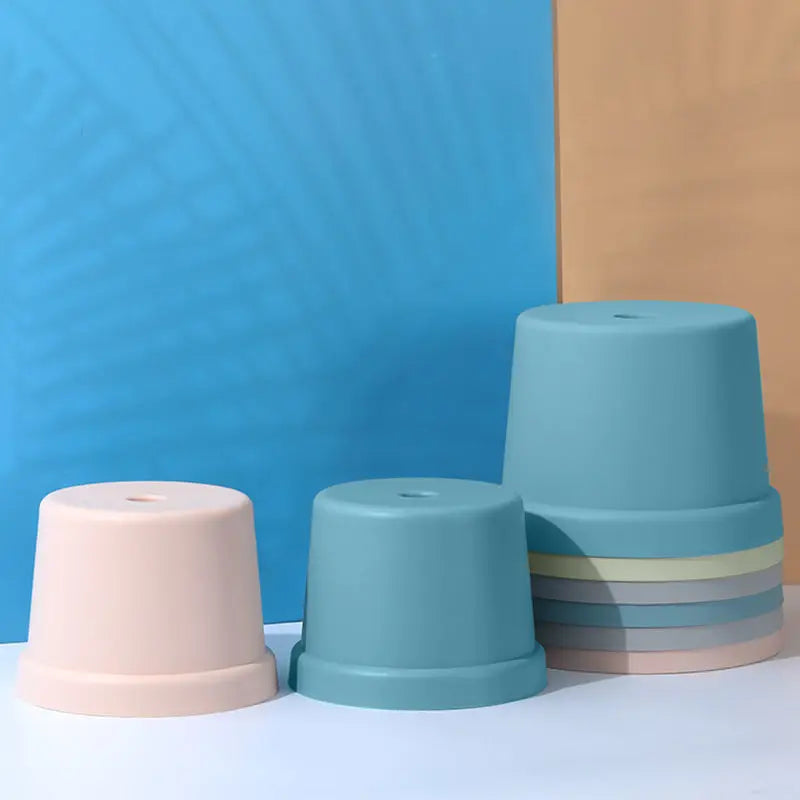 B - CM 04 Bathroom Row Bench Stool