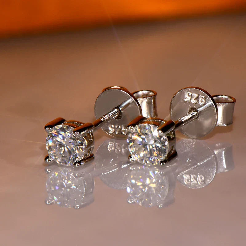 IOGOU 3mm/4mm/5mm/6.5mm/8mm/9mm/10mm/11mm Certified D VVS1 Moissanite Stud Earrings