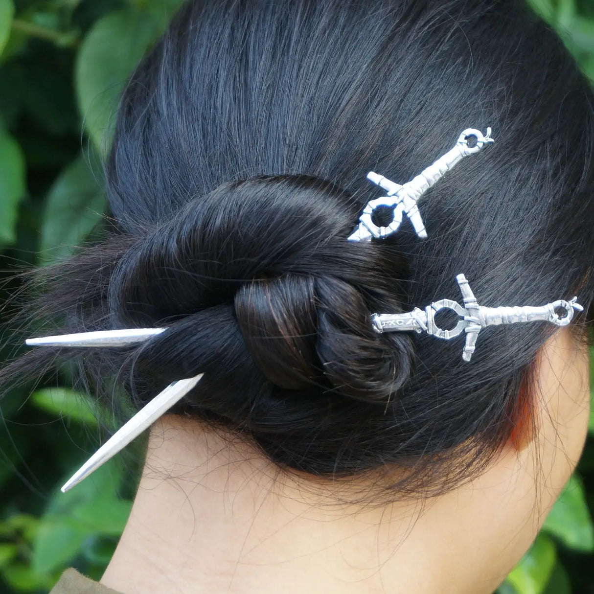 16cm Witch skull Hair Stick sword woman hair