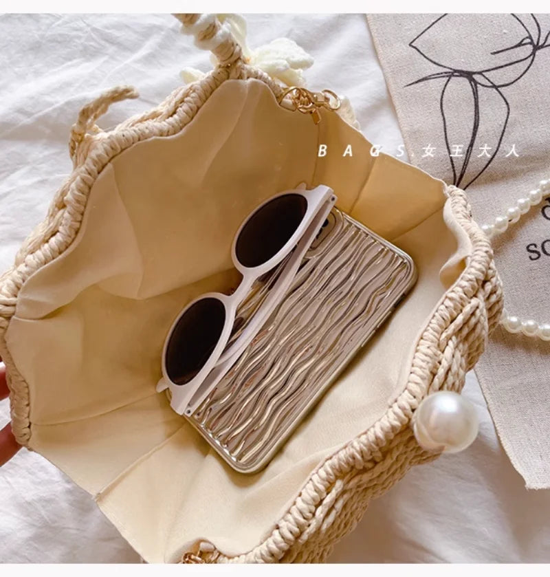 Shell rattan straw woven diagonal cross small bag,