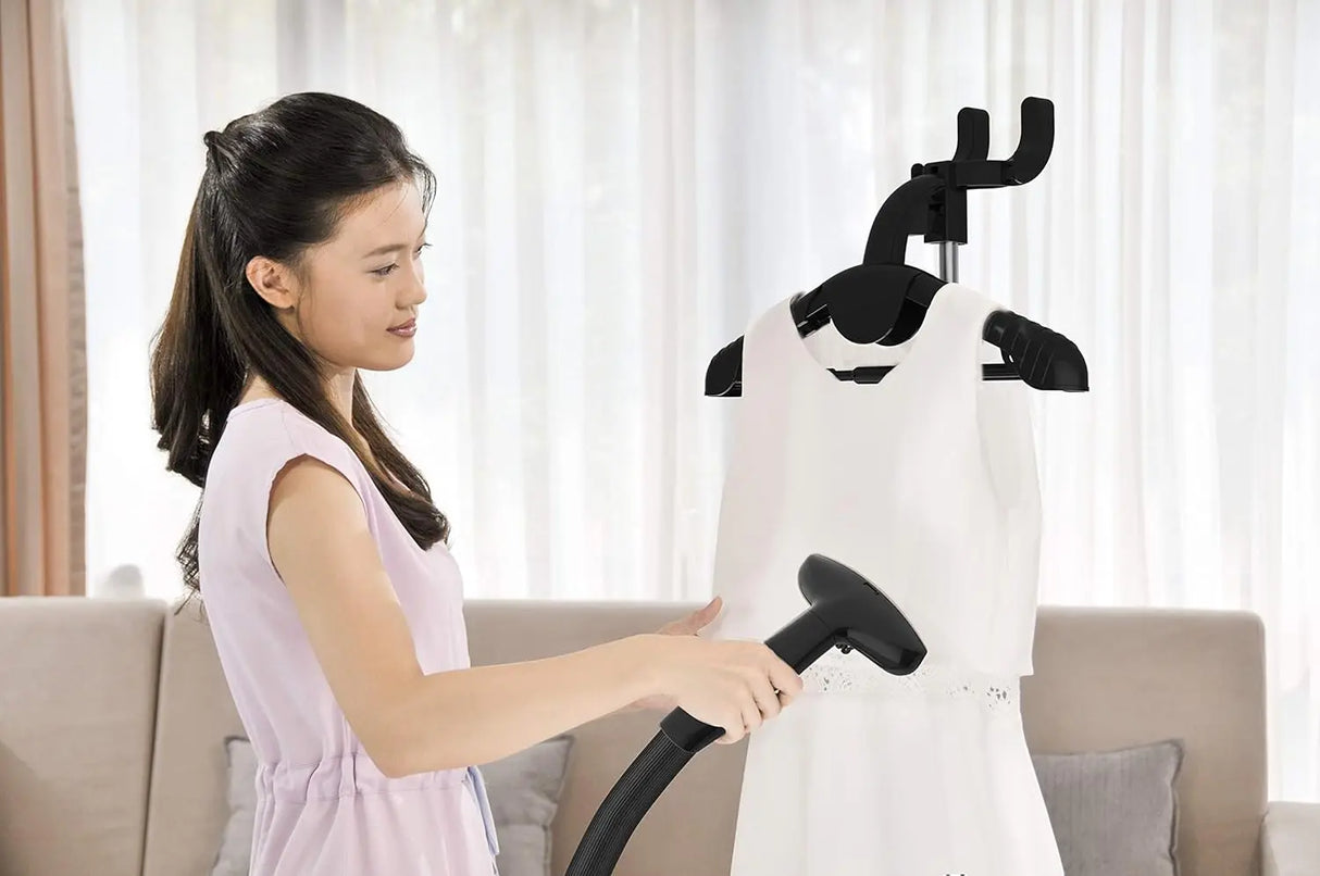 GS18-DJ Standing Garment Steamer with Roll Wheels for
