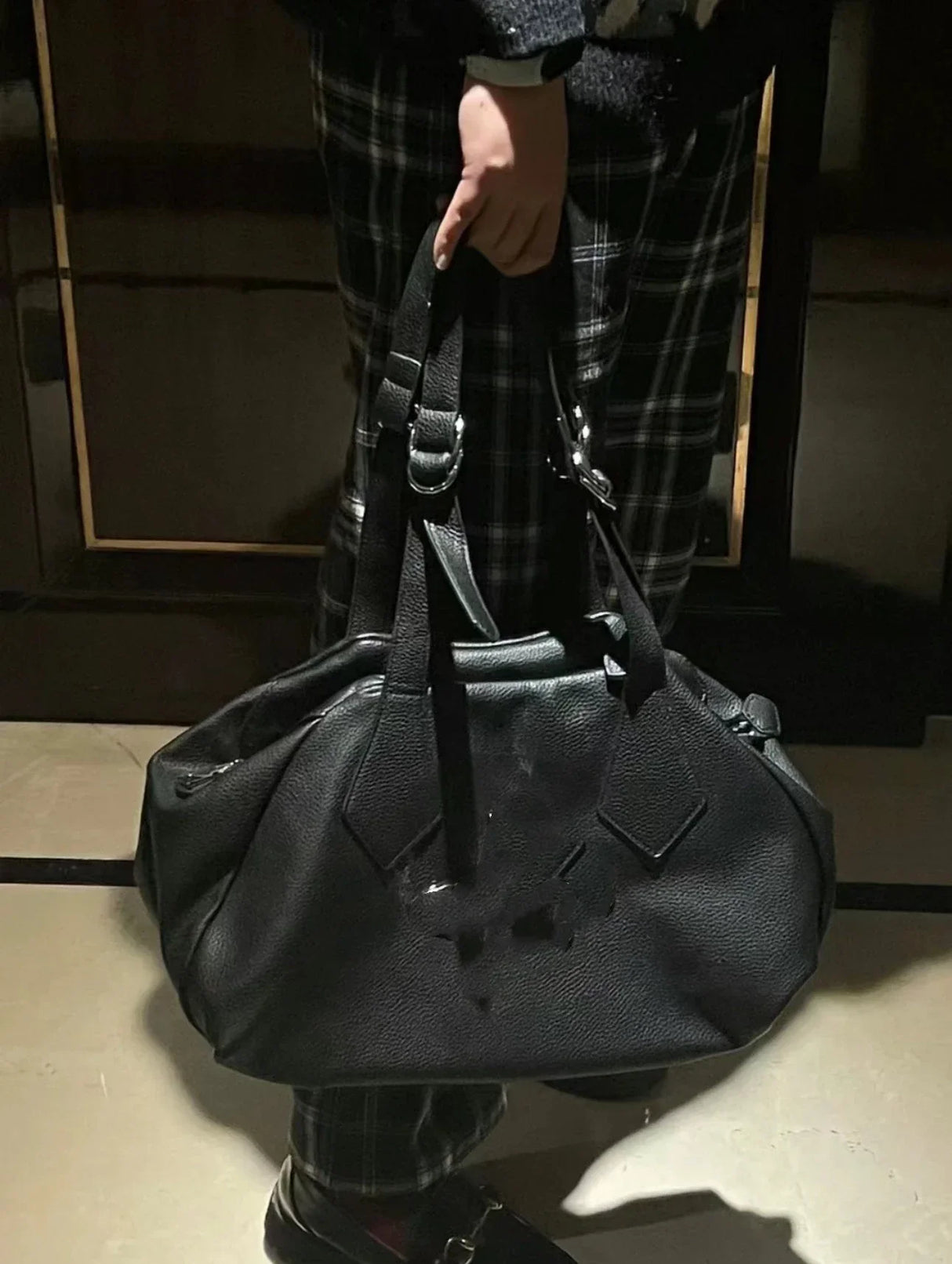 The new lady bags can be customized color