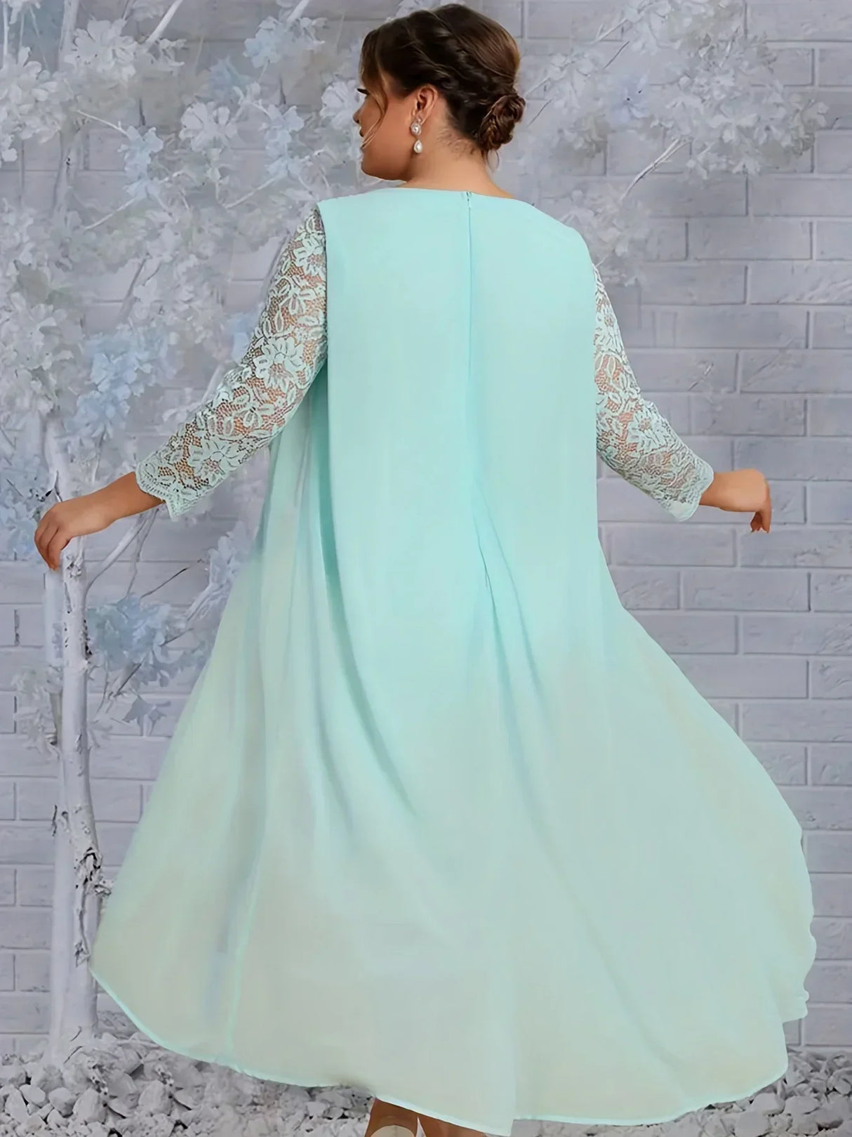 Plus Size Floral Jacquard Long Sleeve Layered Midi