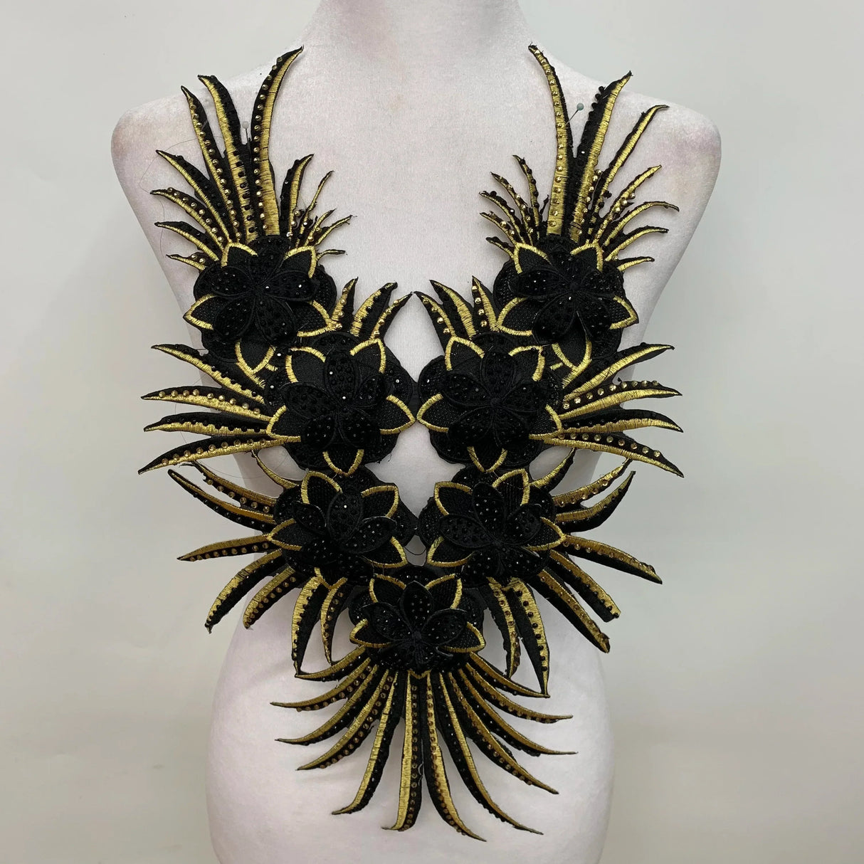 Africa Black Flower Neckline Collar Lace Applique Fabric