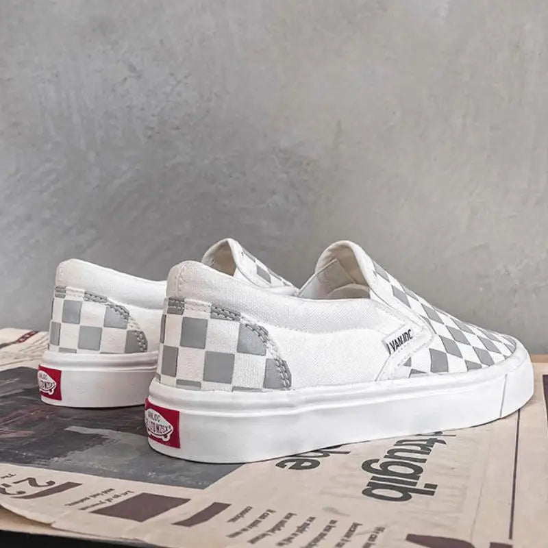 Men designer Shoes women Chessboard Casual canvas shoe Man 3M Reflective Flats Breathable Mixed Colors Loafers lovers Sneakers