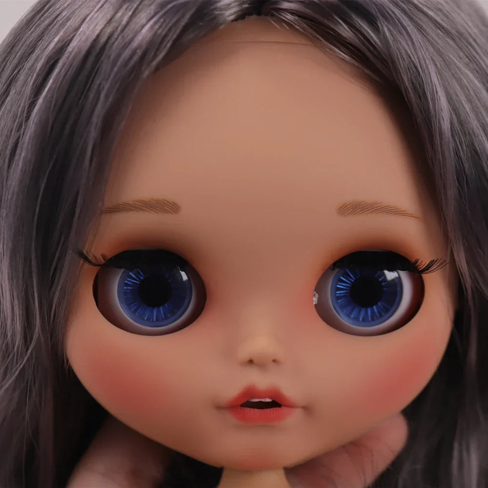 ICY DBS Blyth Doll Pouting Mouth Tan Skin