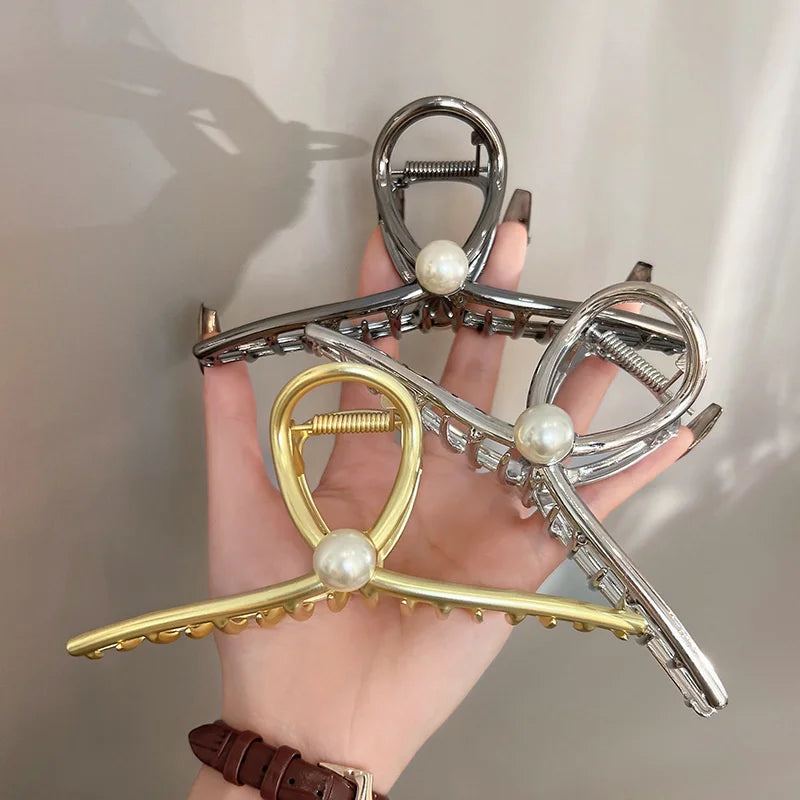 Korean Metal Pearl Hair Claw for Women 2023