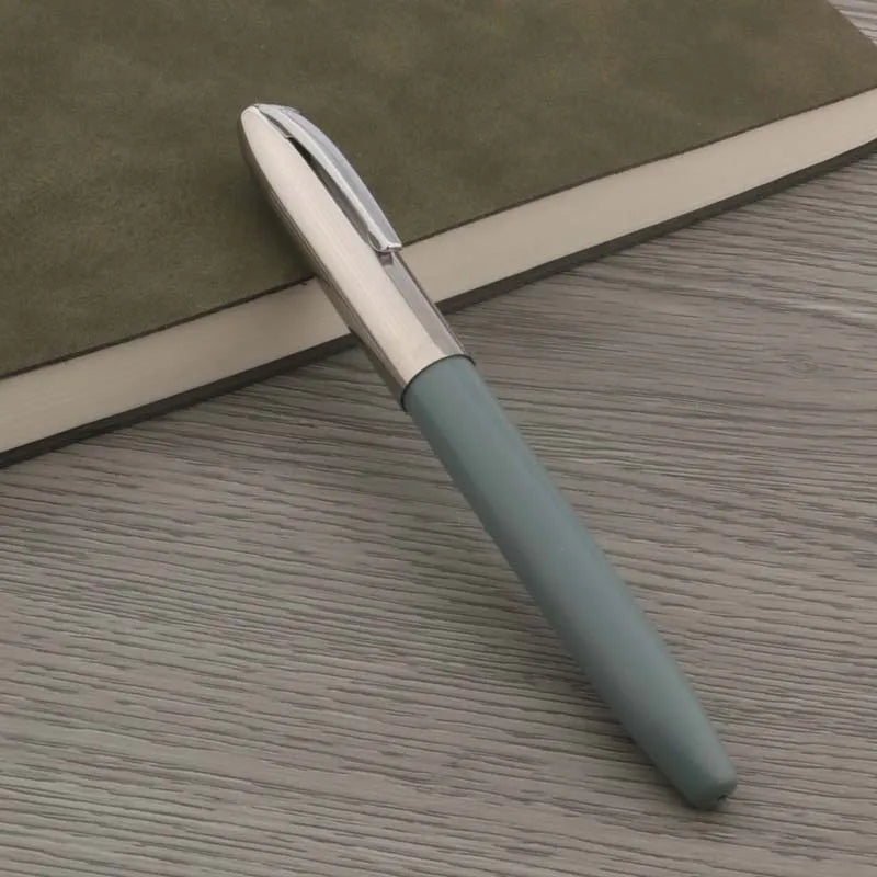Classic HERO 565 Fountain Pen sky blue Khaki